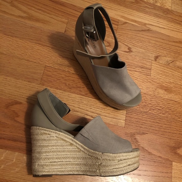 Indigo Rd. Airy Wedge - Picture 3 of 8